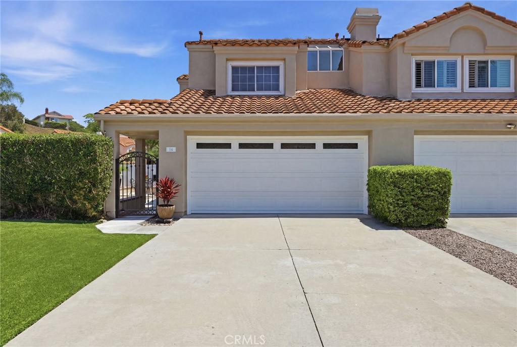 14 Gullwing Property Photo 1