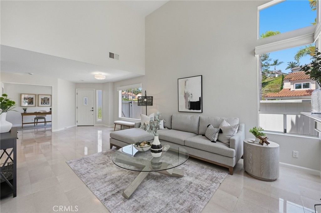 14 Gullwing Property Photo 4