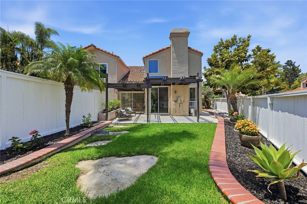 14 Gullwing Property Photo 18