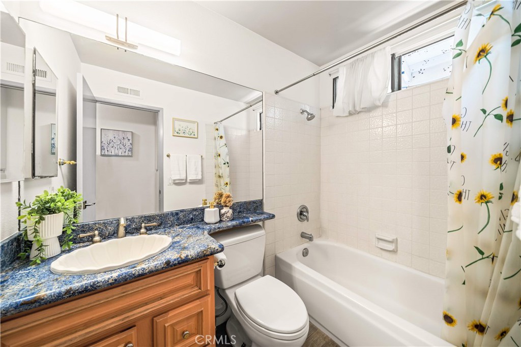 58 Fulton Property Photo 35