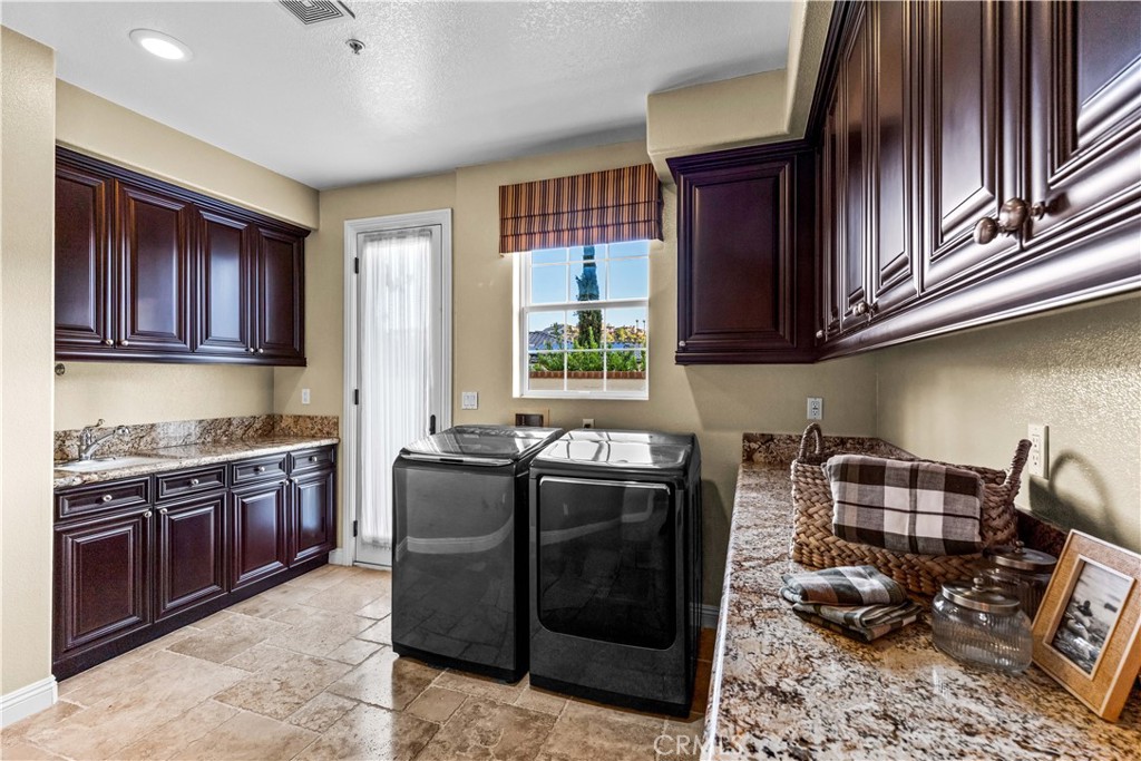 2859 Venezia Ter Property Photo 47