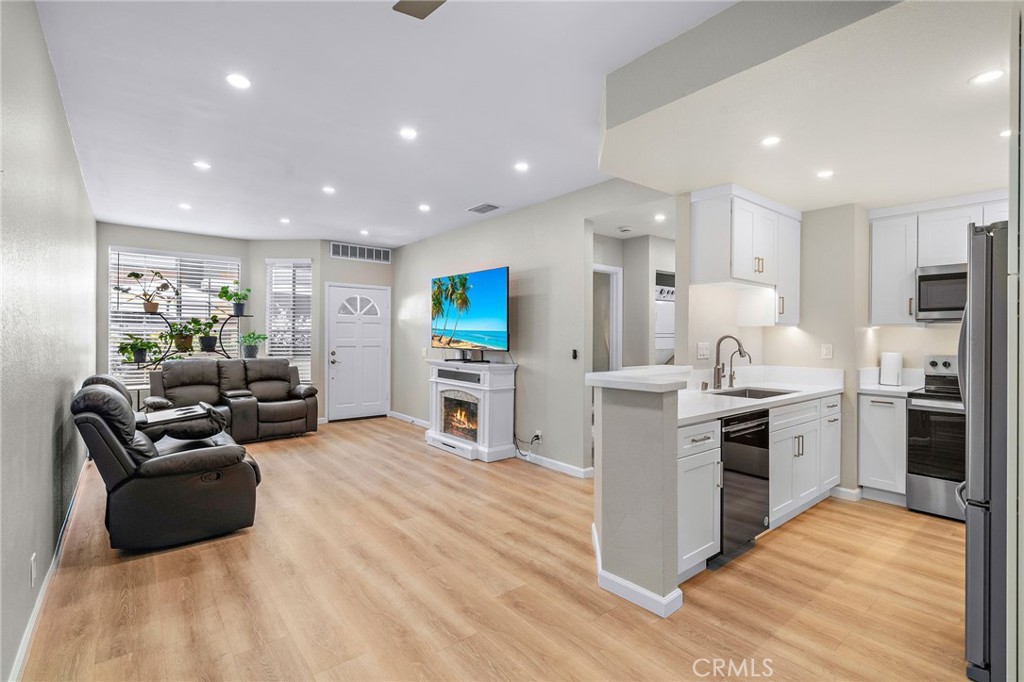 23 Via Honrado Property Photo 9