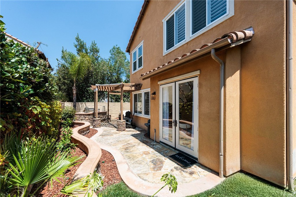 10 Via Zamora Property Photo 34