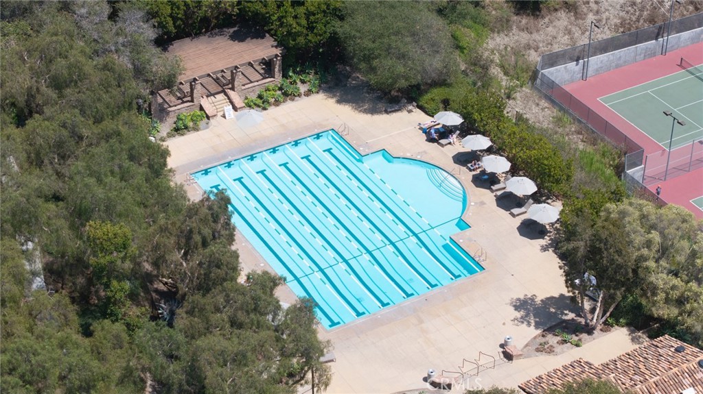 10 Via Zamora Property Photo 43