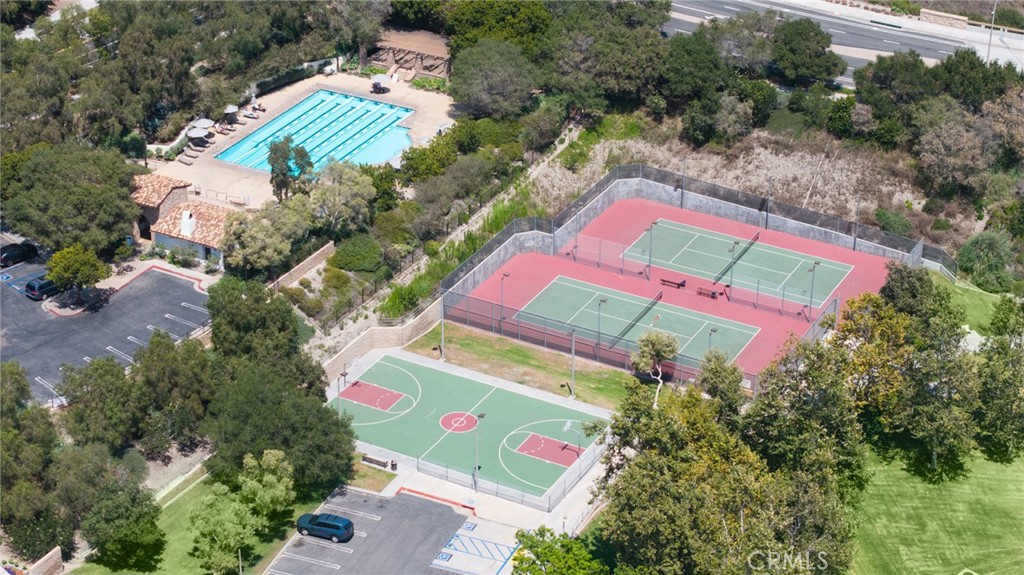 10 Via Zamora Property Photo 44