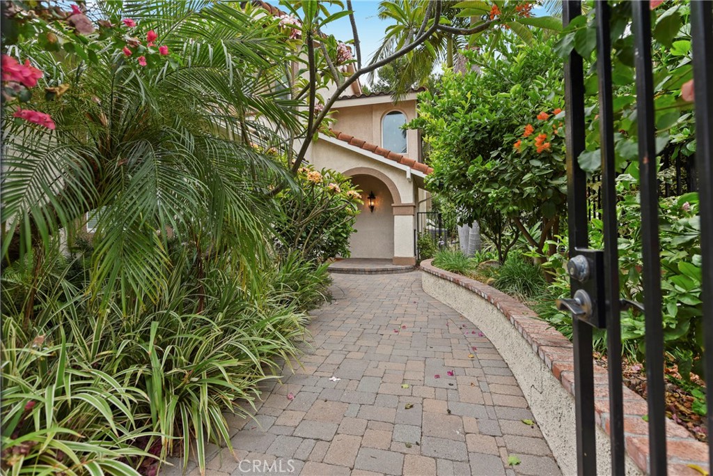 21430 Via Pepita Property Photo 2