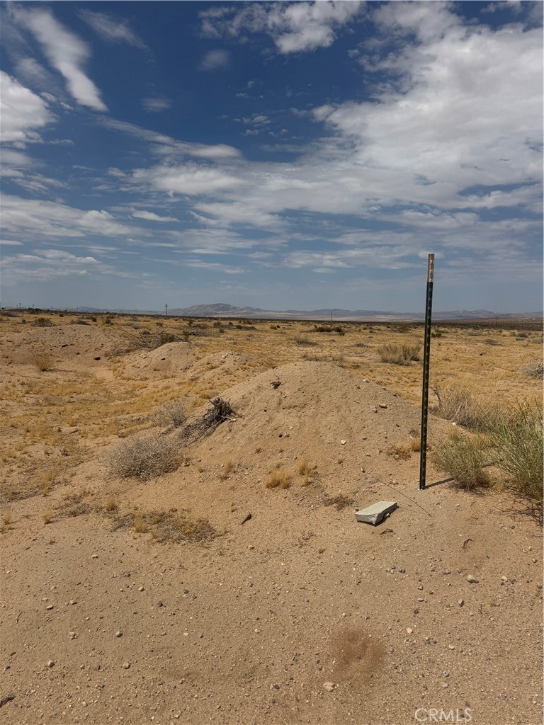 62626 N Pole Road Property Photo 2