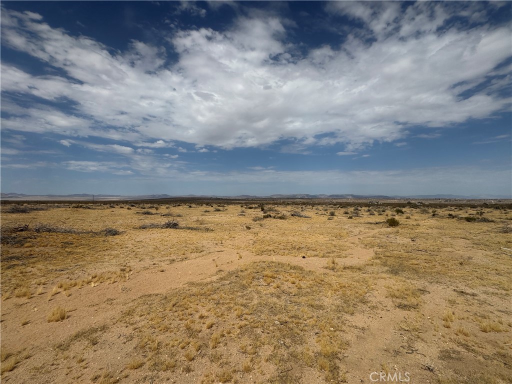 62626 N Pole Road Property Photo 7