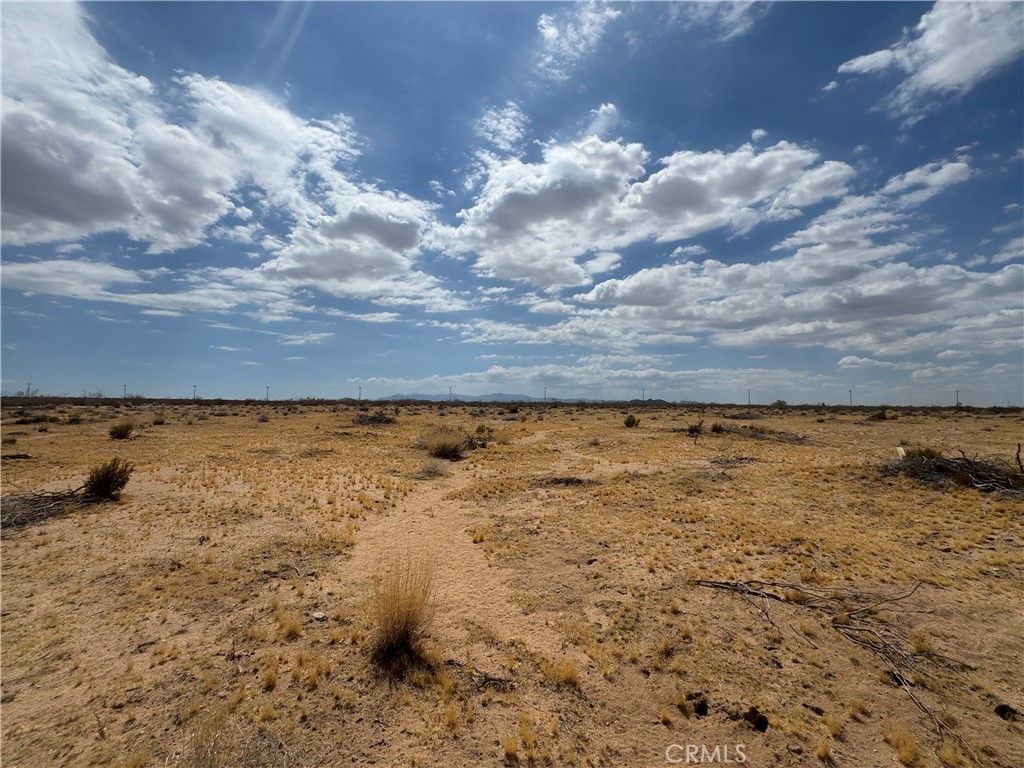 62626 N Pole Road Property Photo 8