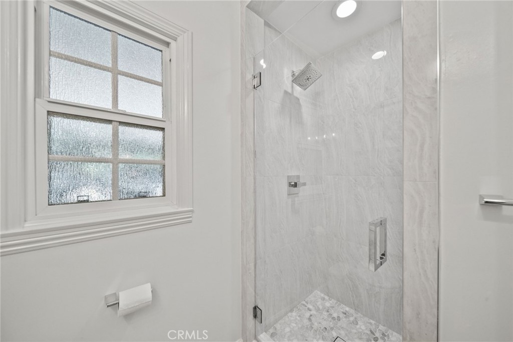6951 Chisholm Property Photo 24