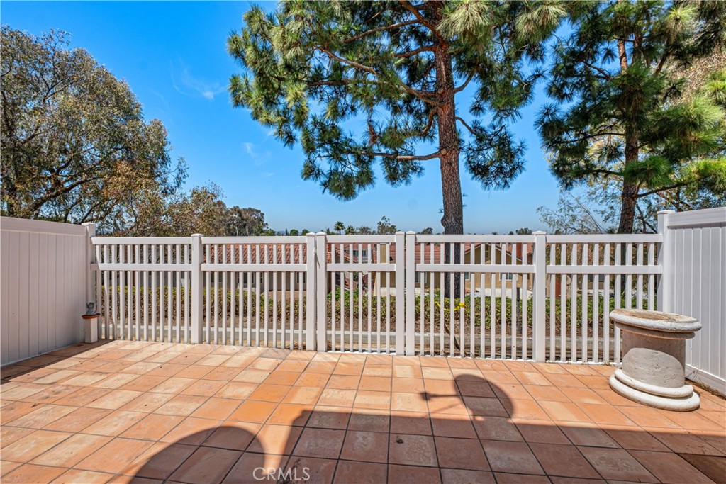 21211 Serra Vista Property Photo 5