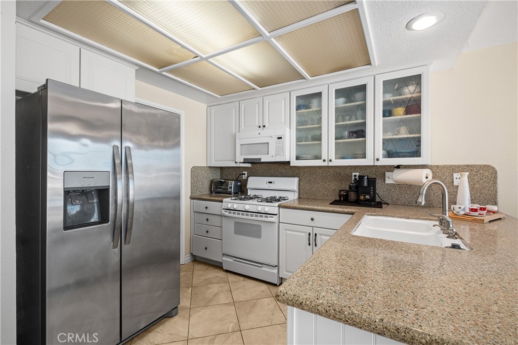21211 Serra Vista Property Photo 13