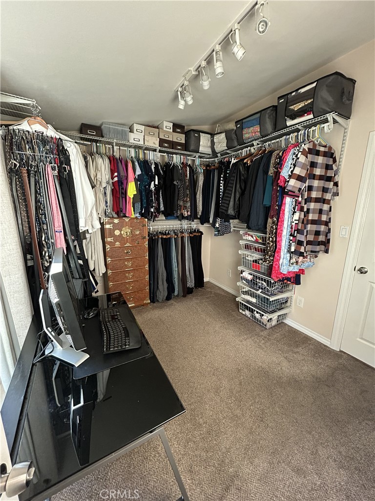 545 E Gainsborough Road Property Photo 14