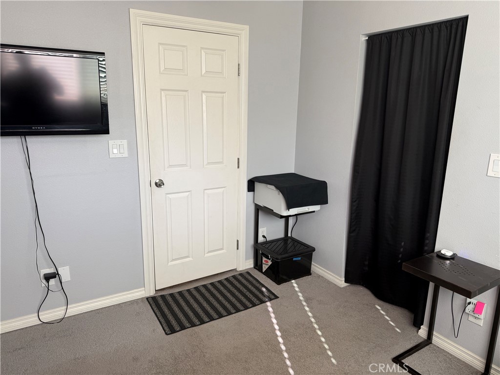 545 E Gainsborough Road Property Photo 19