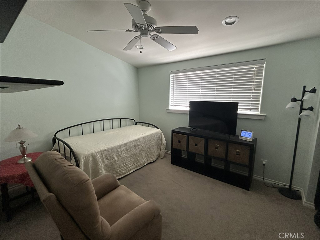 545 E Gainsborough Road Property Photo 22