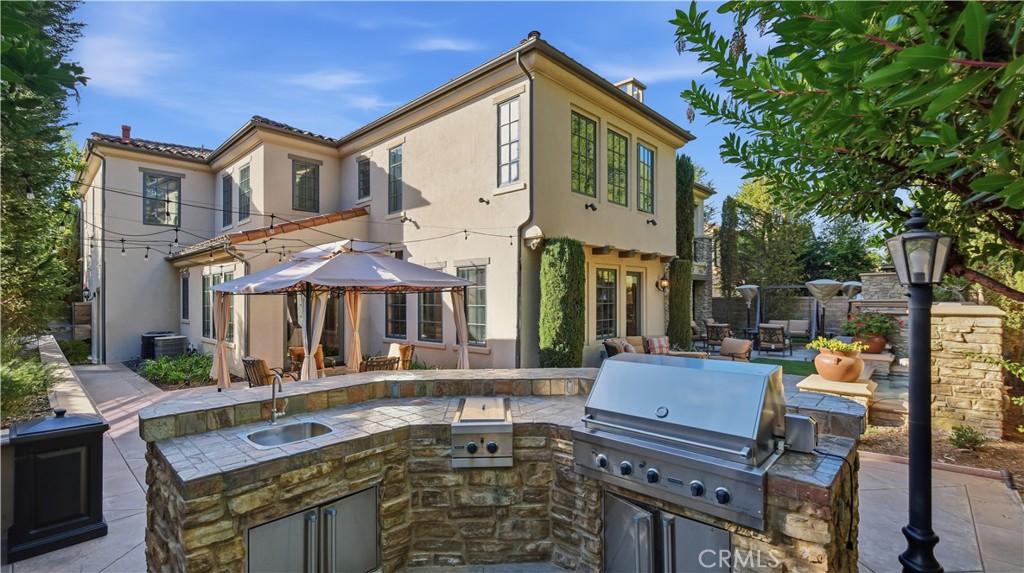 24 Highpoint Property Photo 8