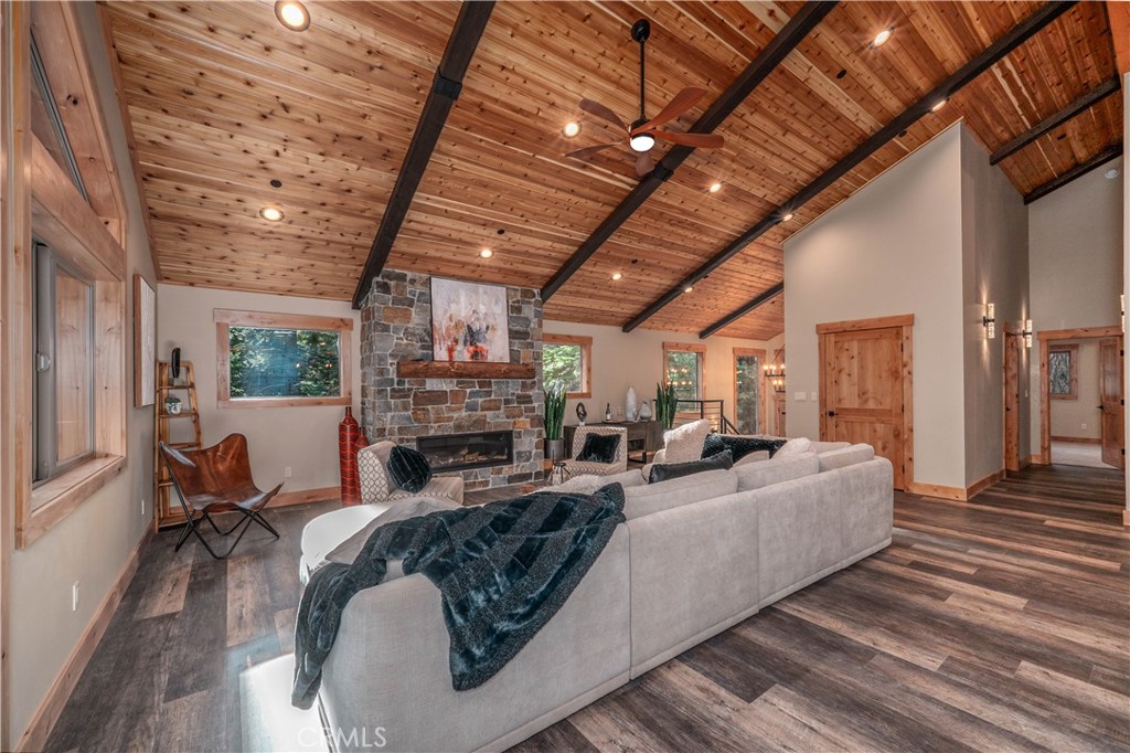 644 Tata Property Photo 13