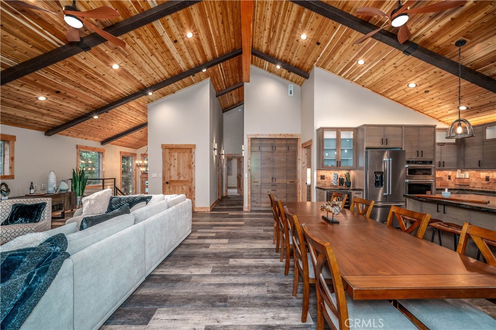 644 Tata Property Photo 14