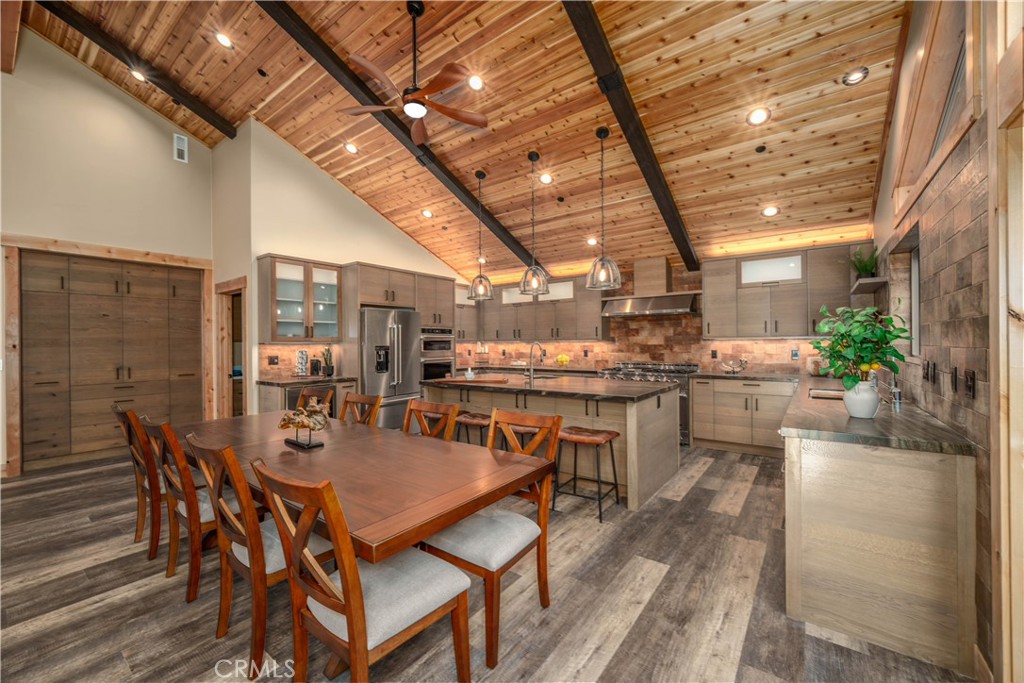 644 Tata Property Photo 16