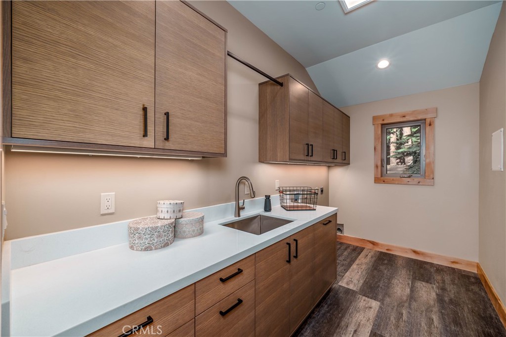 644 Tata Property Photo 23