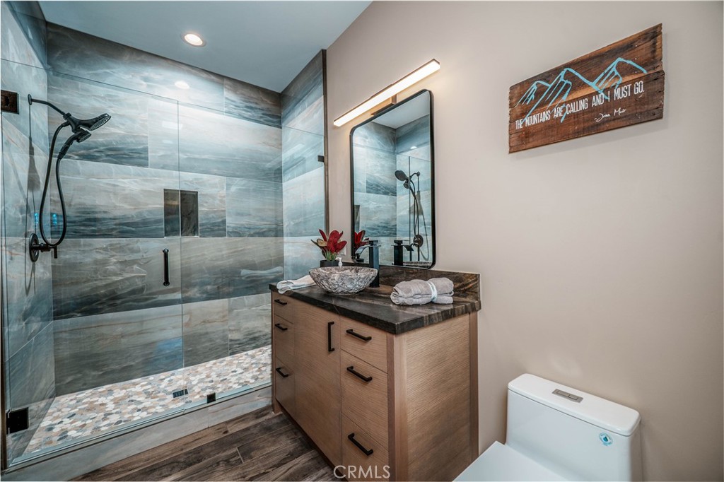 644 Tata Property Photo 30