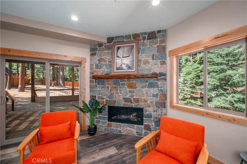 644 Tata Property Photo 35