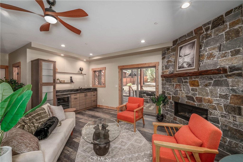 644 Tata Property Photo 36