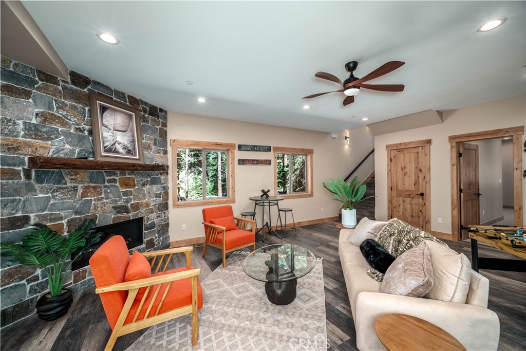 644 Tata Property Photo 41