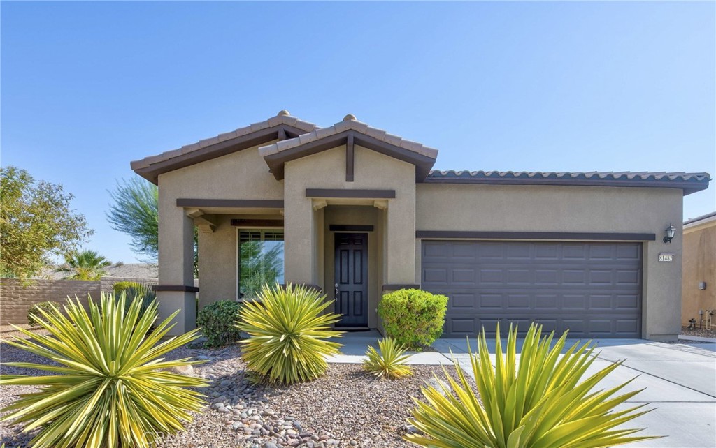 81482 Avenida Viesca Property Photo 1