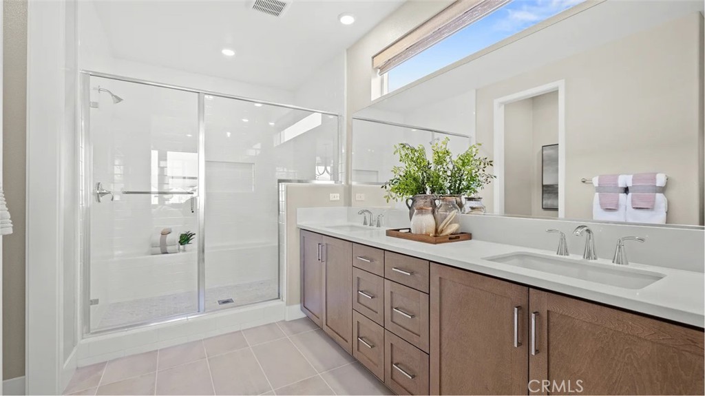 705 Sonia Property Photo 17