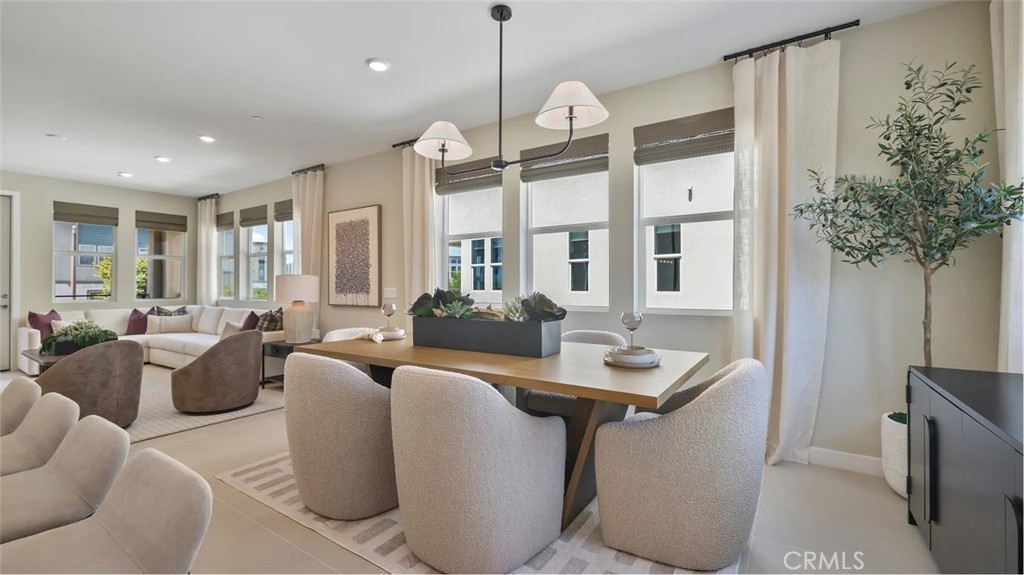 26862 Serif Place Property Photo 4