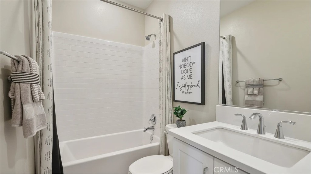 26862 Serif Place Property Photo 15