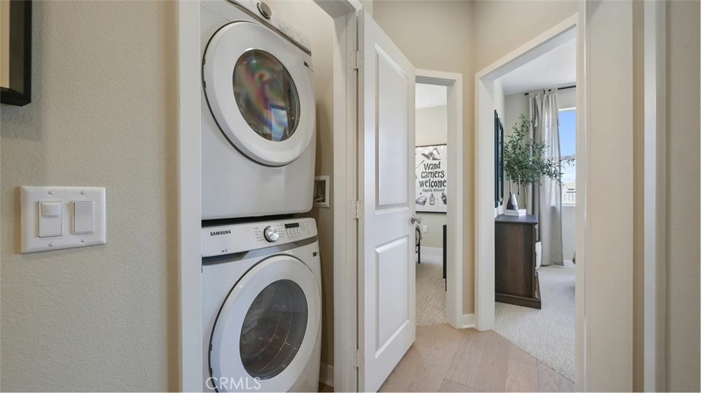 26862 Serif Place Property Photo 18