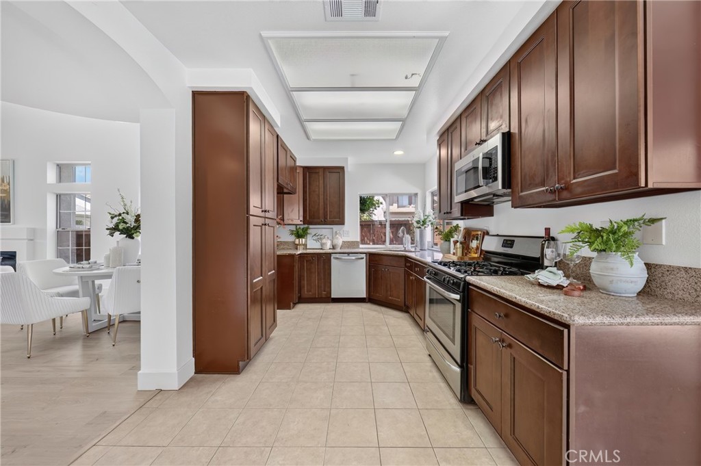 2922 Rolling Village Property Photo 15