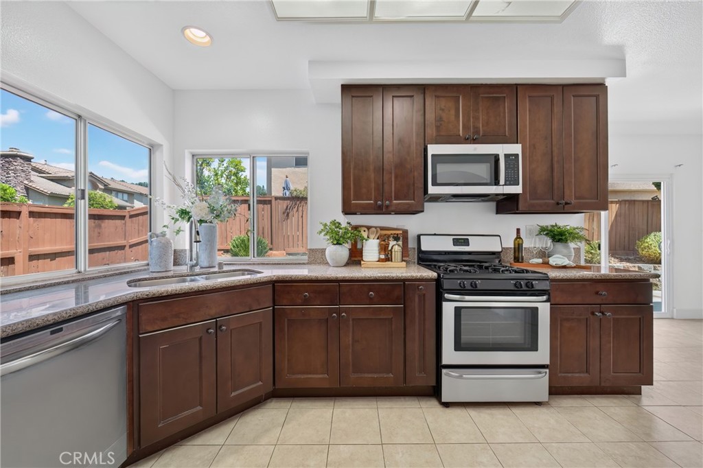 2922 Rolling Village Property Photo 17