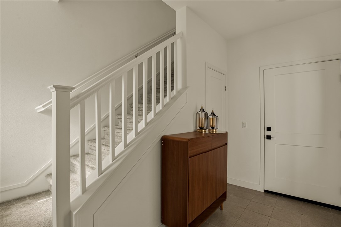 10305 Triple Crown Lane Property Photo 33
