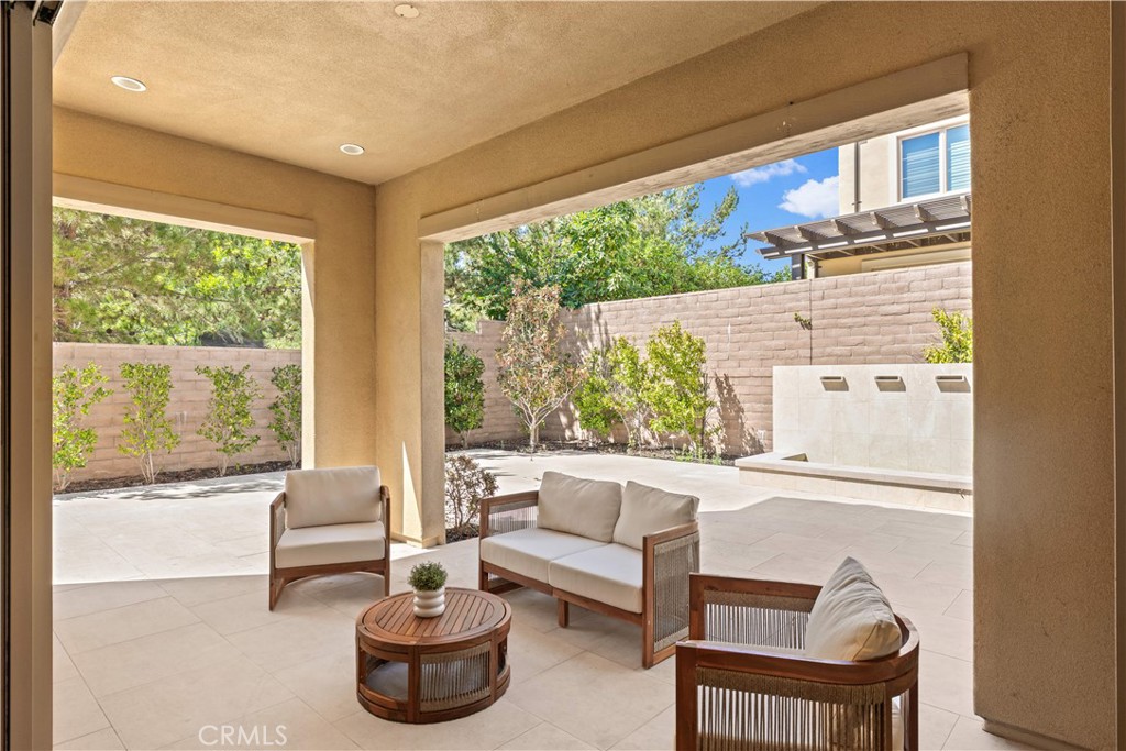 53 Tundra Property Photo 13