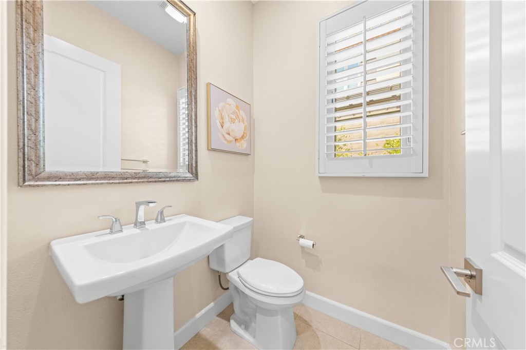 53 Tundra Property Photo 20