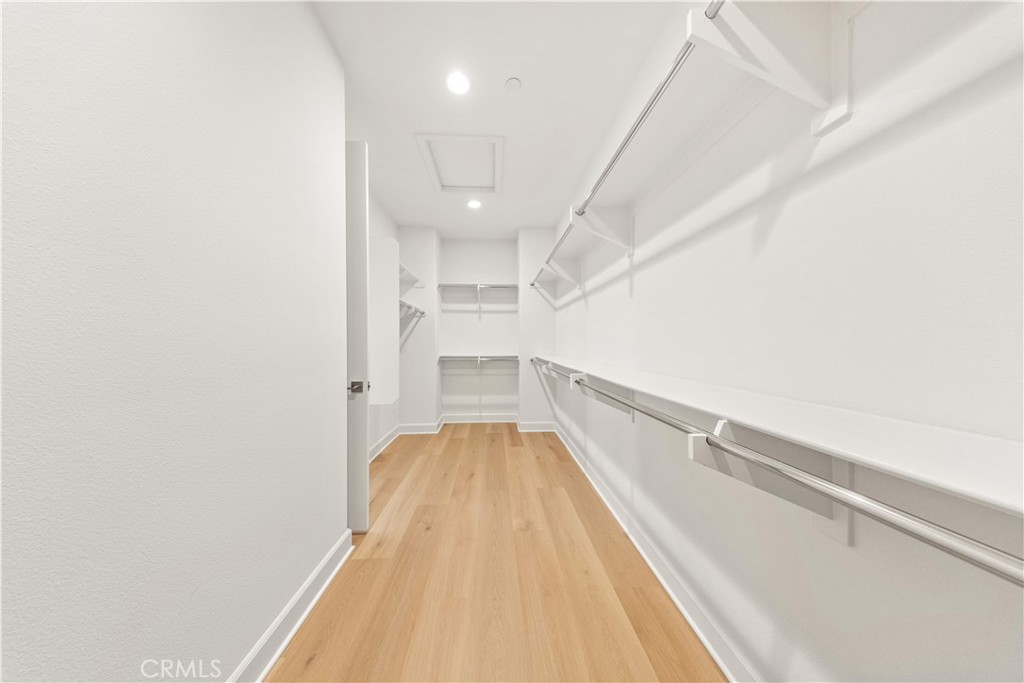 53 Tundra Property Photo 32