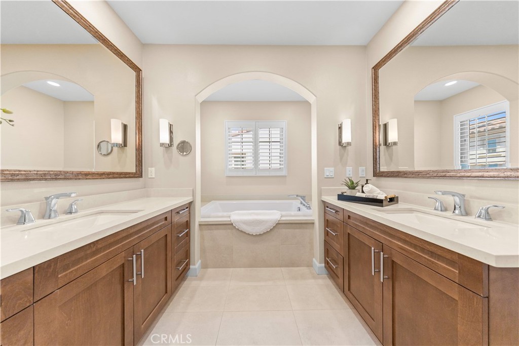 53 Tundra Property Photo 34