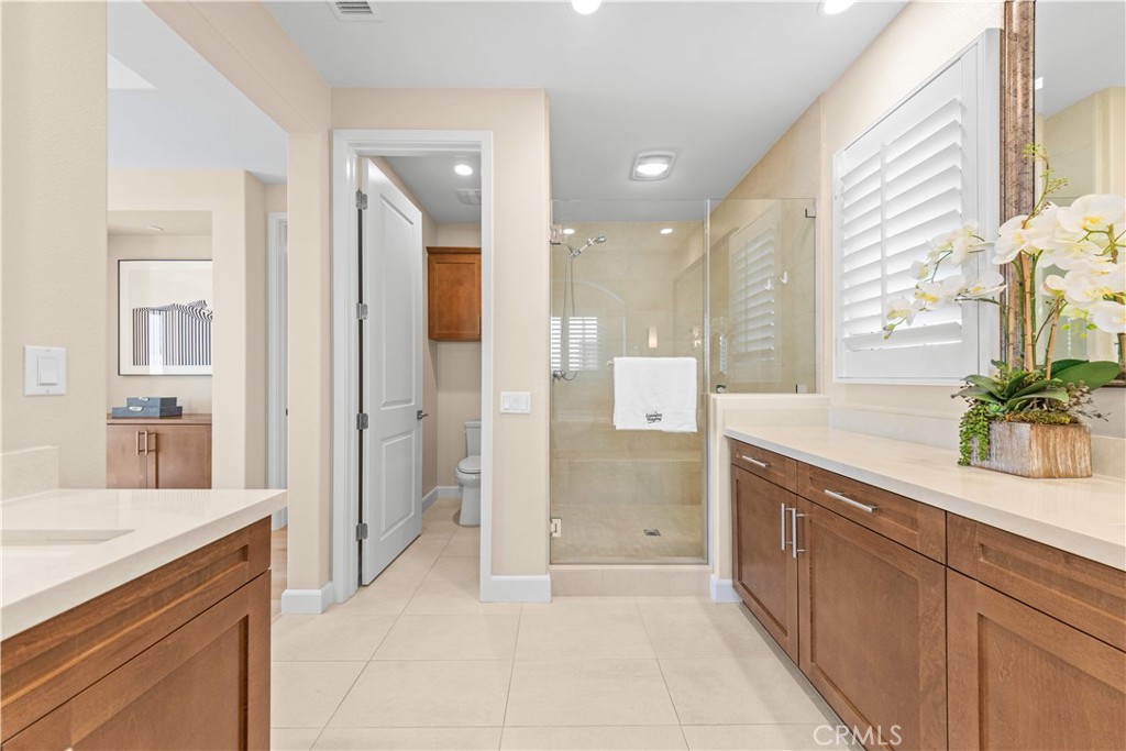 53 Tundra Property Photo 35