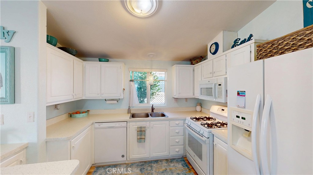14851 Jeffrey 69 Property Photo 7