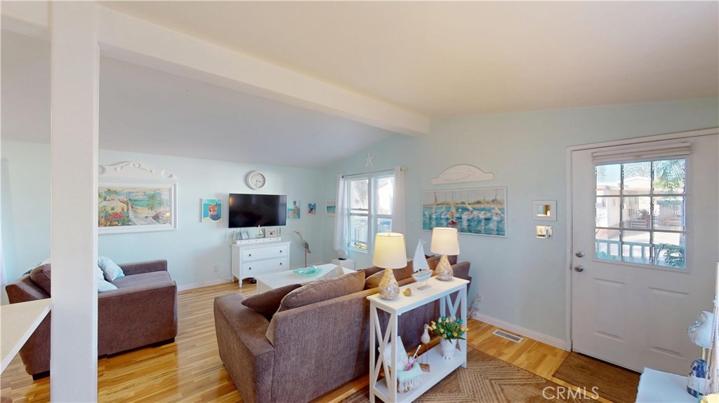 14851 Jeffrey 69 Property Photo 12