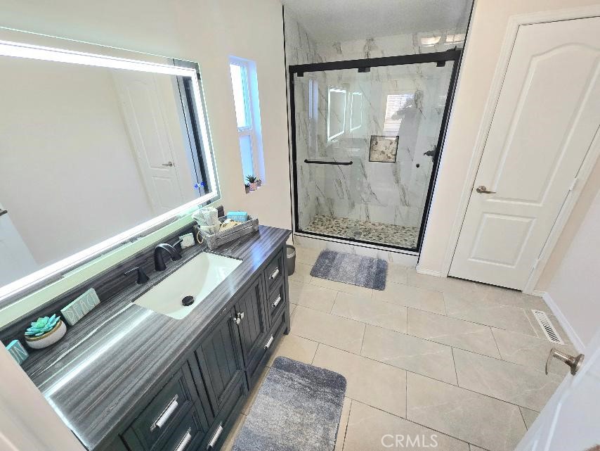 21851 Newland St. 43 Property Photo 24