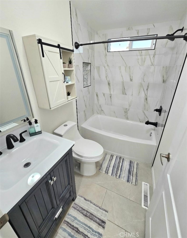 21851 Newland St. 43 Property Photo 37