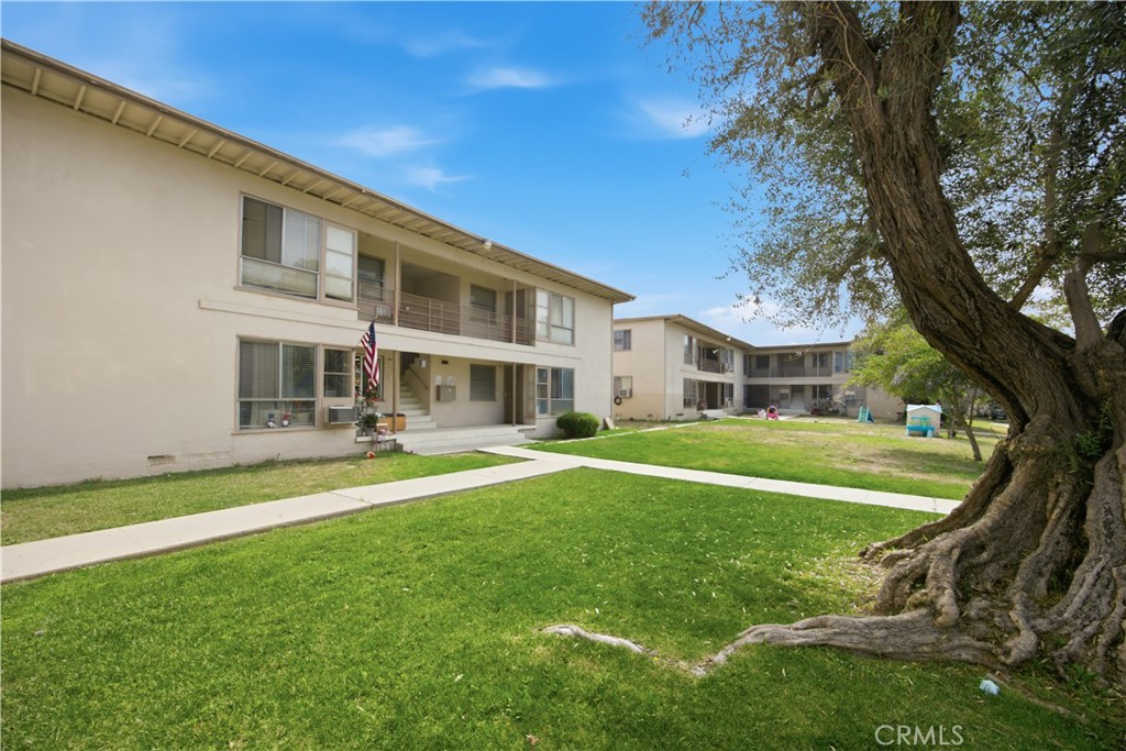 5713 Corbett Property Photo 5