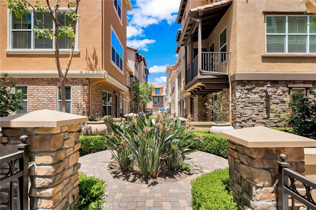 32 Aliso Ridge Property Photo 2