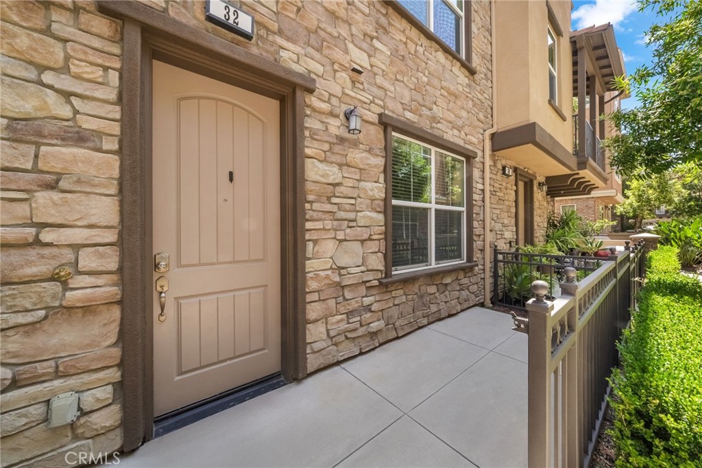 32 Aliso Ridge Property Photo 4