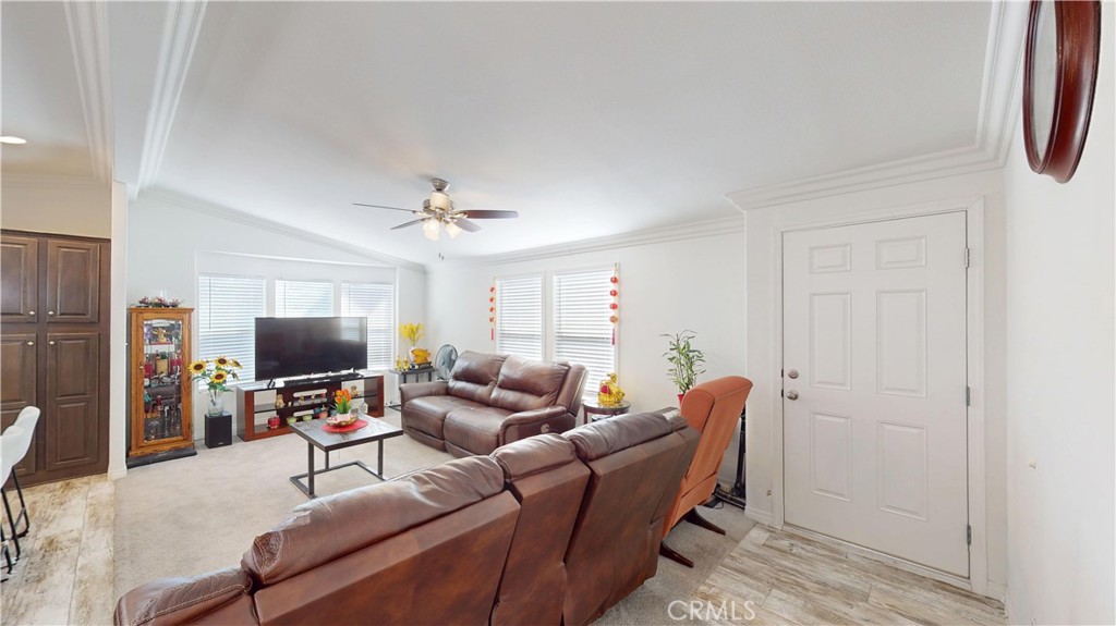 11301 Euclid 73a Property Photo 7