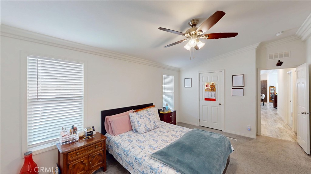 11301 Euclid 73a Property Photo 19